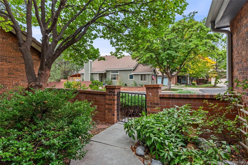 2900 S Quebec St #3, Denver, CO 80231