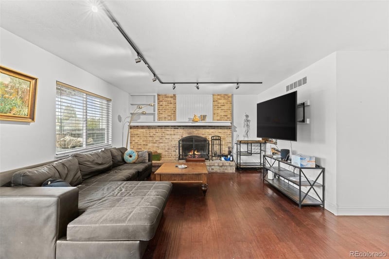 17797 E Belleview Pl, Centennial, CO 80015
