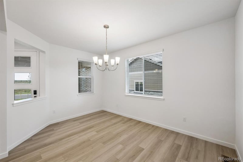 3731 N Hayleyville St, Aurora, CO 80019