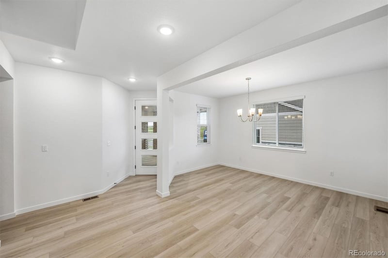 3731 N Hayleyville St, Aurora, CO 80019