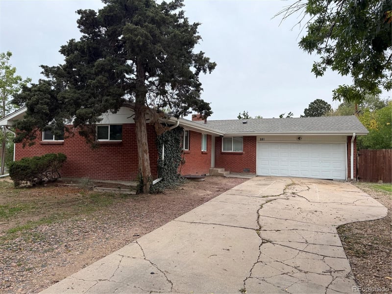 281 Lansing St, Aurora, CO 80010