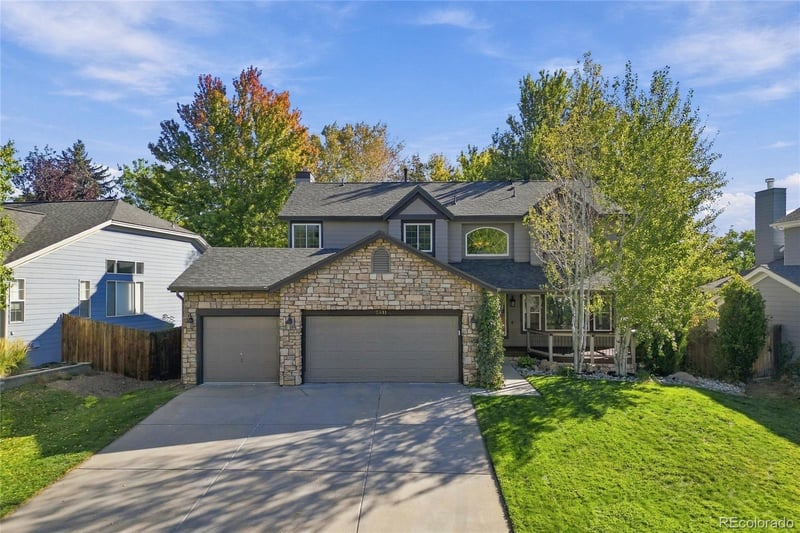2411 S Holman Cir, Lakewood, CO 80228