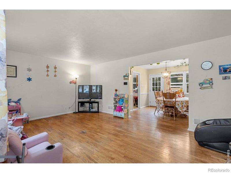 2424 14th Ave Ct, Greeley, CO 80631