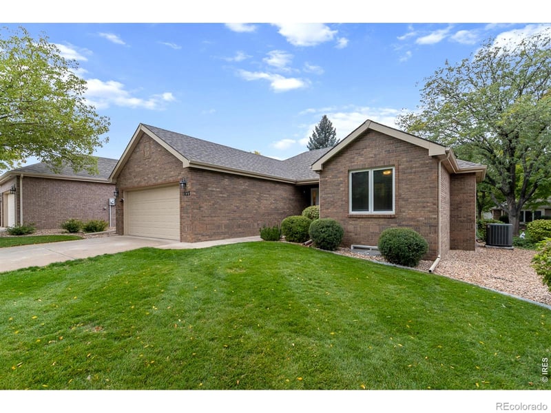1825 44th Ave Ct, Greeley, CO 80634