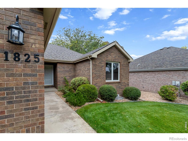 1825 44th Ave Ct, Greeley, CO 80634