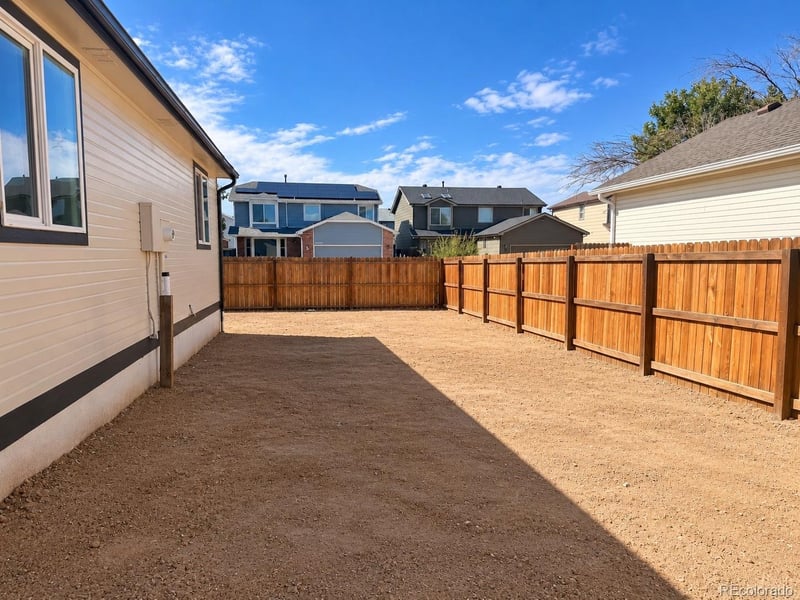 14581 E 43rd Ave, Denver, CO 80239
