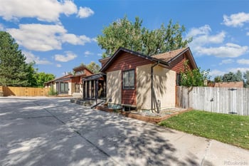 655 Brentwood St, Lakewood, CO 80214
