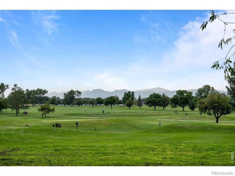 1197 Purdue Dr, Longmont, CO 80503