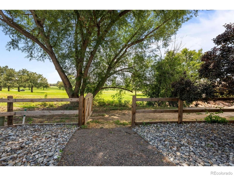 1197 Purdue Dr, Longmont, CO 80503