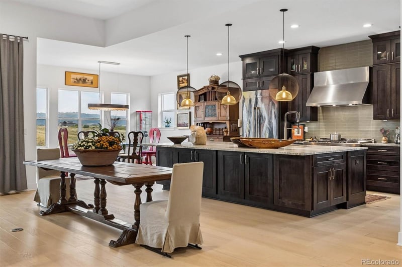 553 Scrubjay Cir, Castle Rock, CO 80104