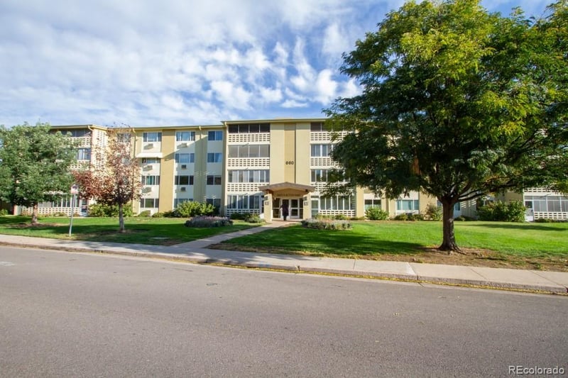 660 S Alton Way #4A, Denver, CO 80247