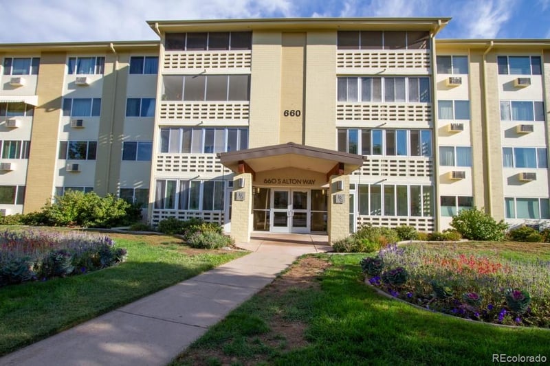 660 S Alton Way #4A, Denver, CO 80247
