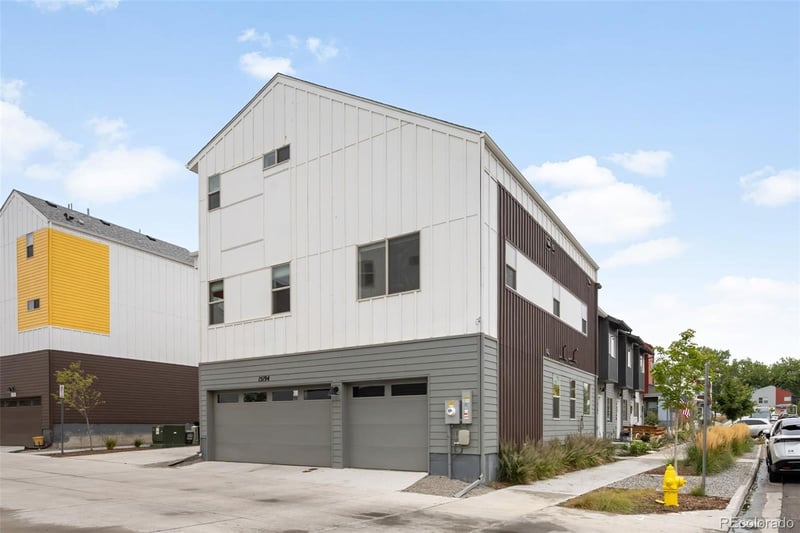 15194 W 69th Ave, Arvada, CO 80007