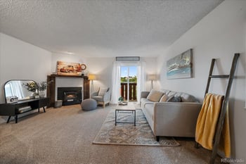 1215 8th St, Golden, CO 80401