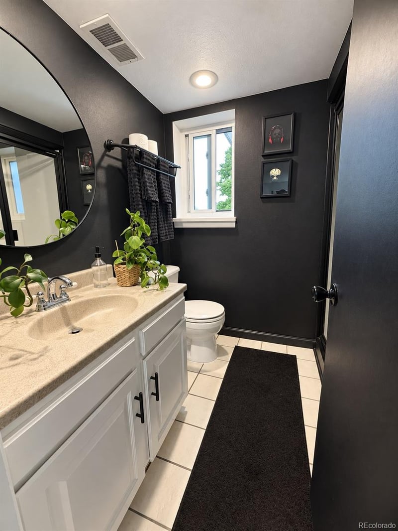 4940 W 101st Cir, Westminster, CO 80031