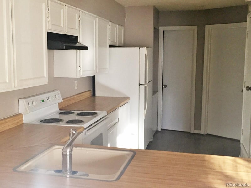 972 S Dearborn Way #5, Aurora, CO 80012