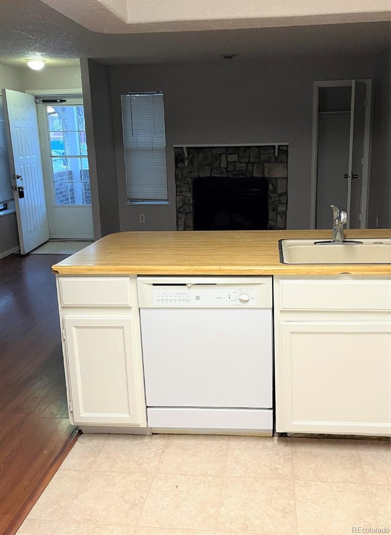 972 S Dearborn Way #5, Aurora, CO 80012
