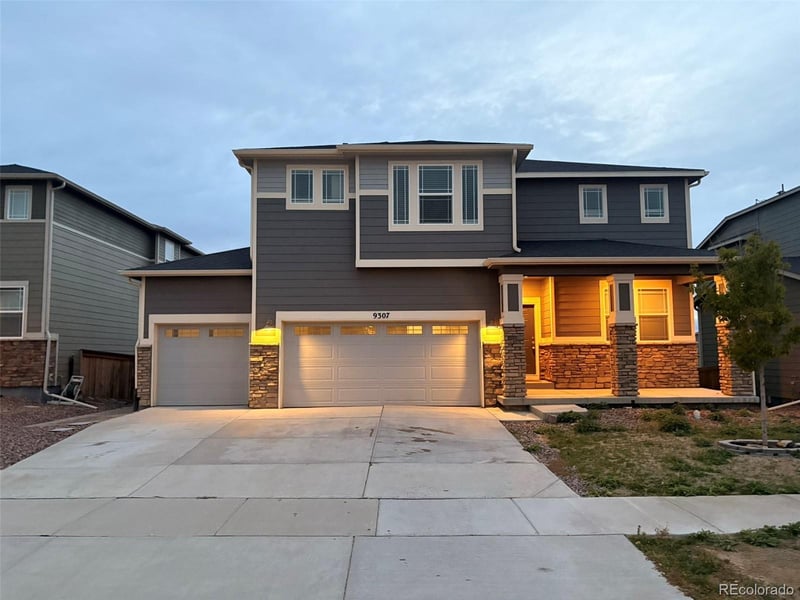 9307 Richfield St, Commerce City, CO 80022