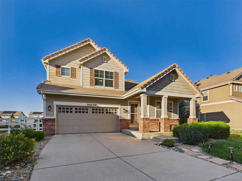 24339 E Kansas Cir, Aurora, CO 80018