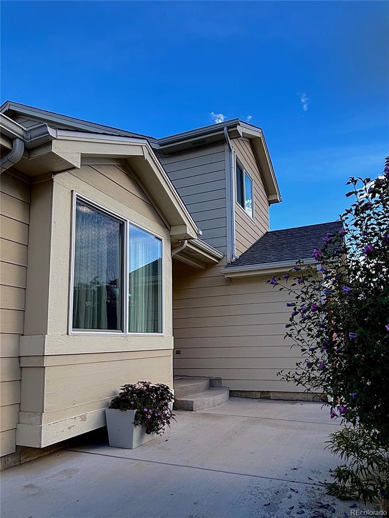 13328 Columbine Cir, Thornton, CO 80241
