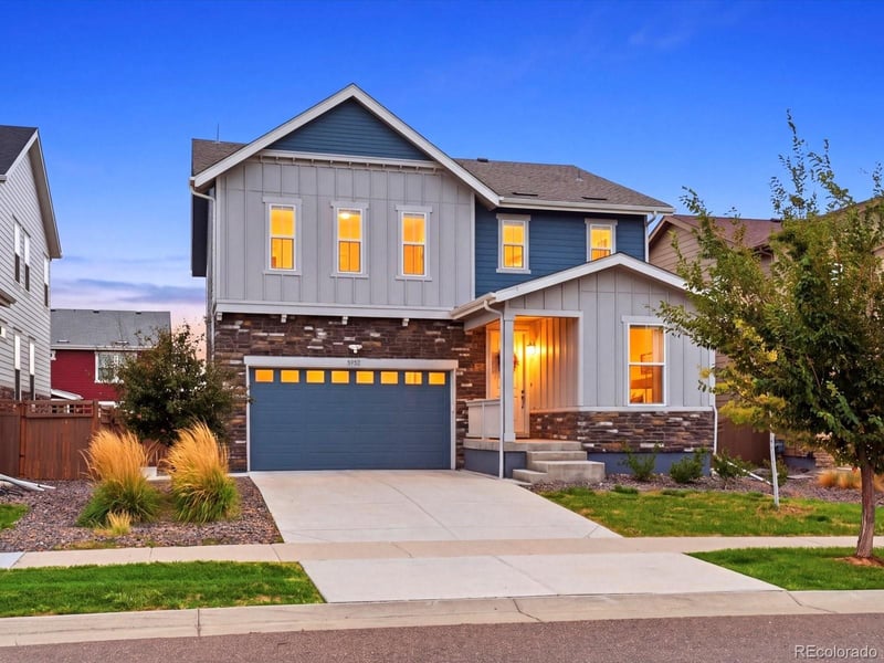 5952 N Liverpool Ct, Aurora, CO 80019