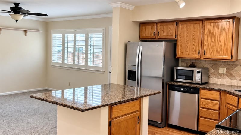 5582 S Taft St, Littleton, CO 80127