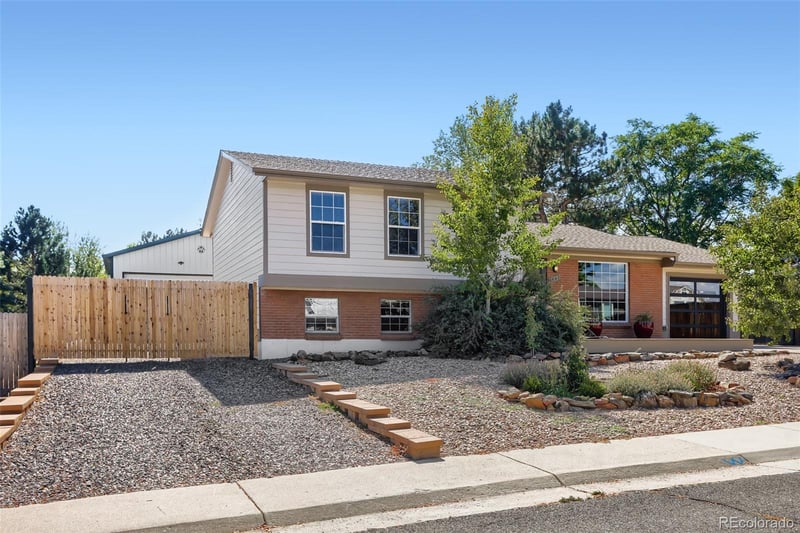 3643 S Newcombe Way, Lakewood, CO 80235