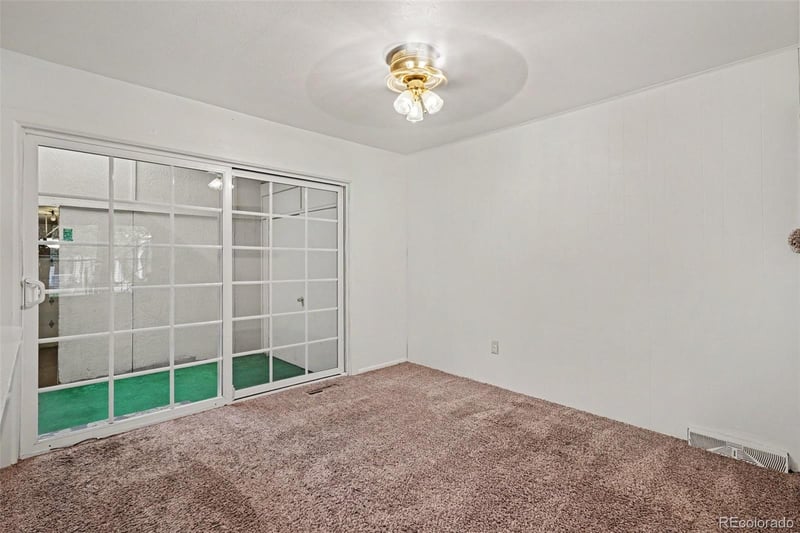 11819 E Canal Dr, Aurora, CO 80011