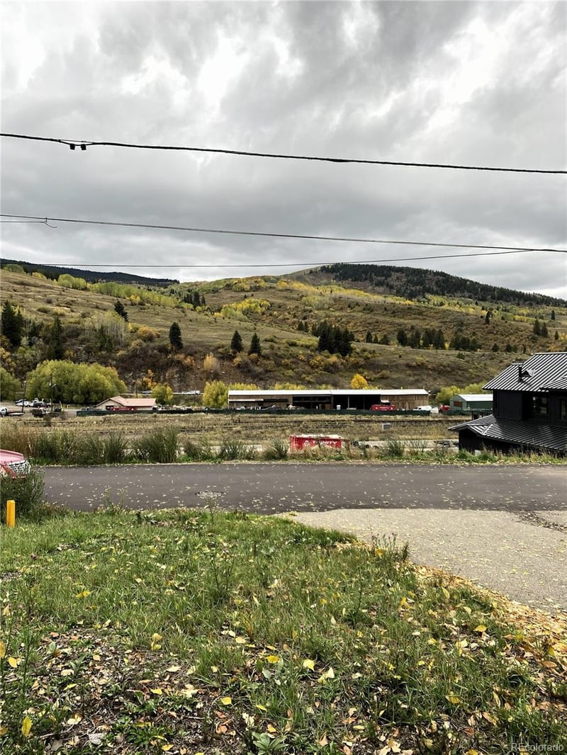 292 N Taylor St, Minturn, CO 81645