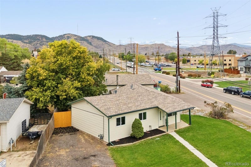 993 Torrey St, Golden, CO 80401