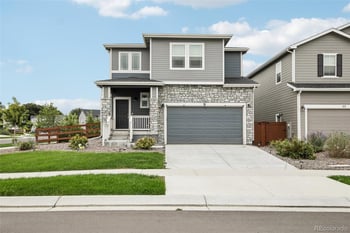 61 Acorn Creek Ct, Longmont, CO 80503