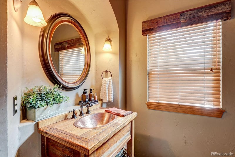6977 Glenhunt Ln, Castle Pines, CO 80108