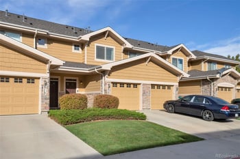 9721 Dahlia Ln, Thornton, CO 80229