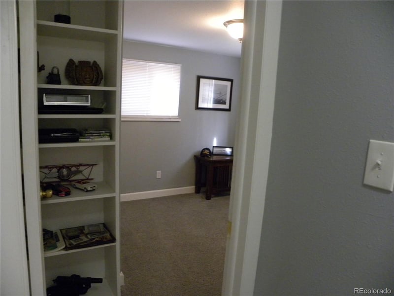 13204 E Parkview Dr, Aurora, CO 80011