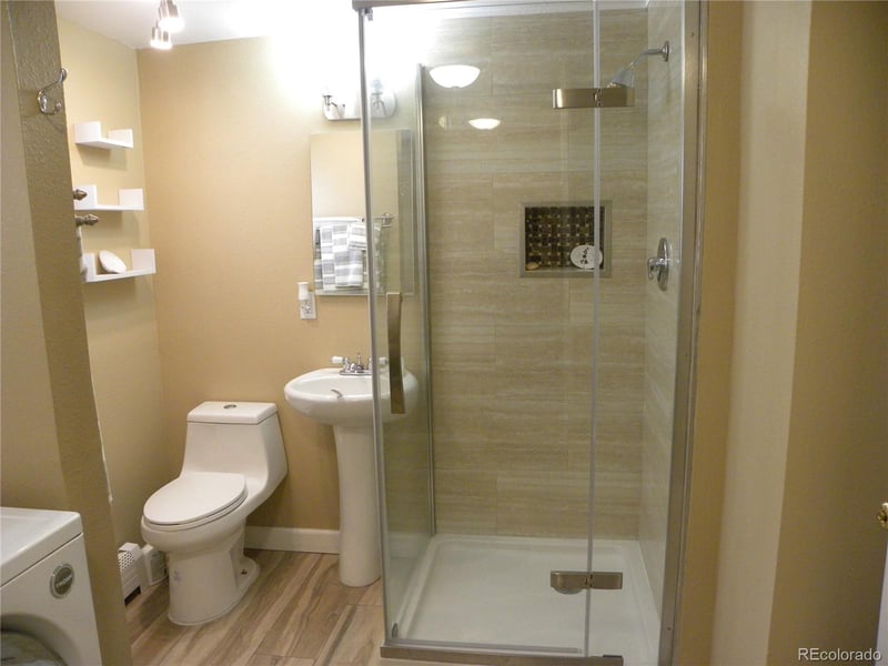 13204 E Parkview Dr, Aurora, CO 80011