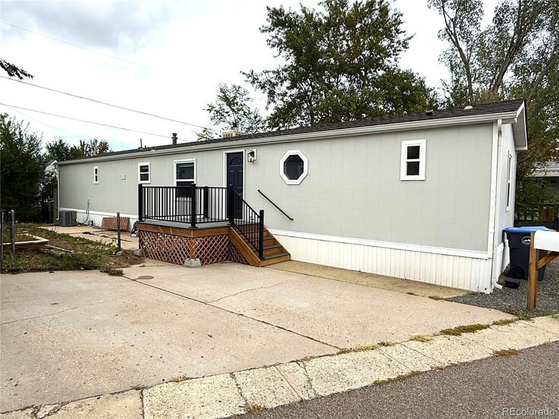 1655 F St, Golden, CO 80401
