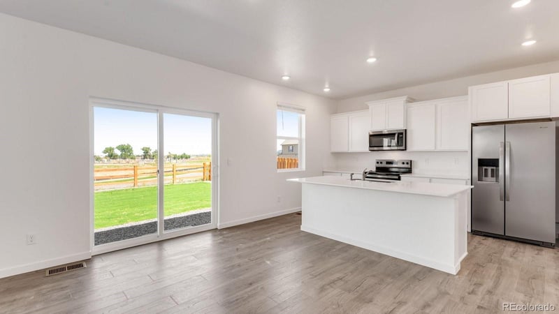 9938 Danube Ct, Commerce City, CO 80022