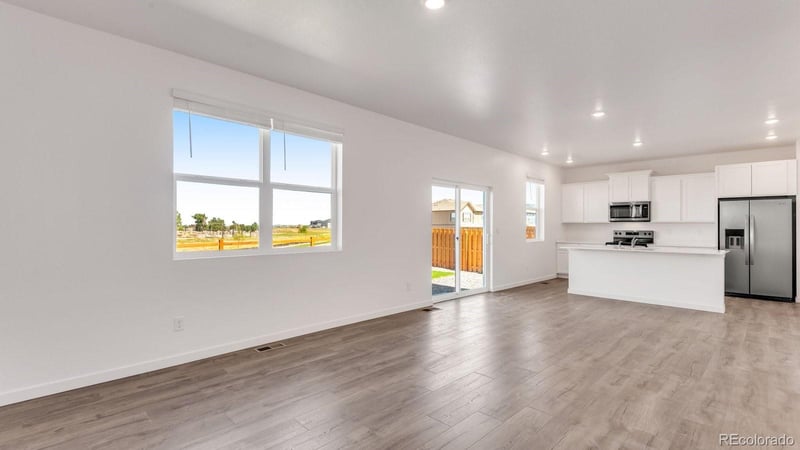 9938 Danube Ct, Commerce City, CO 80022