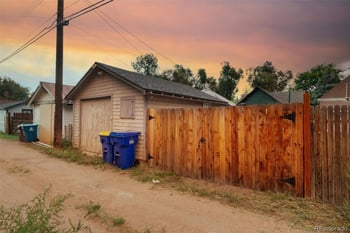1617 W Cucharras St, Colorado Springs, CO 80904