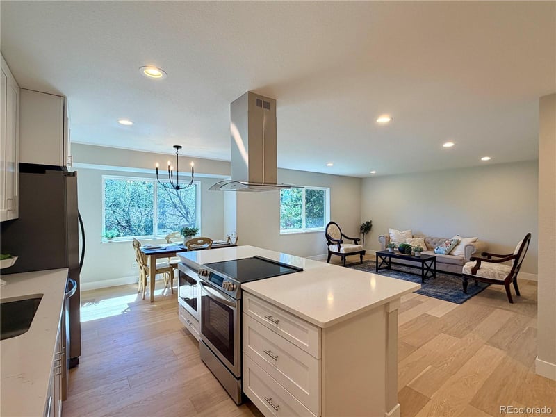 1977 S Deframe St, Lakewood, CO 80228