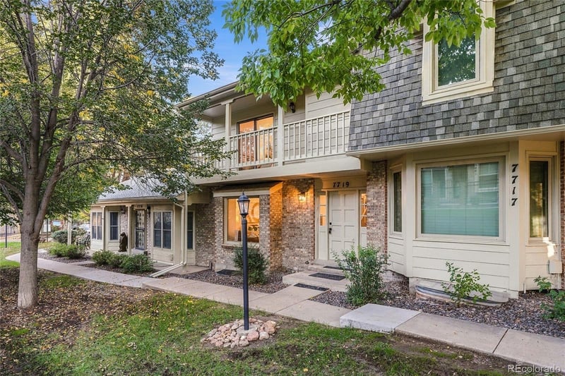 7719 S Cove Cir, Centennial, CO 80122