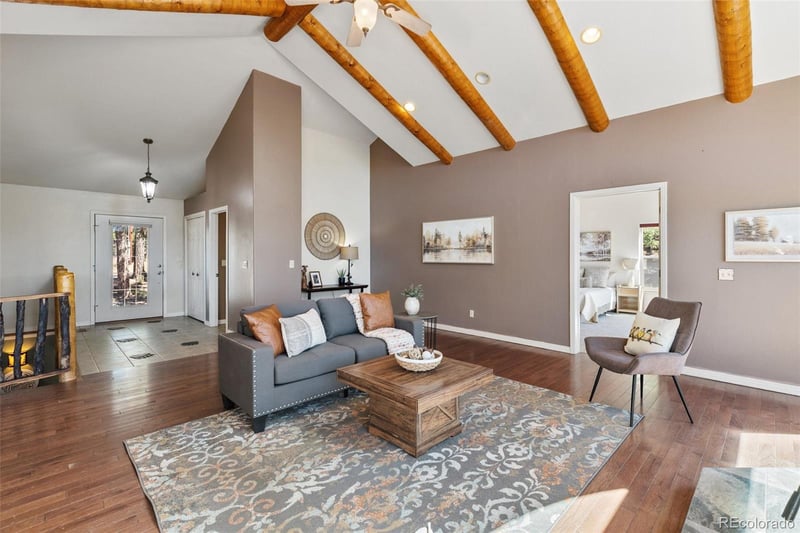 516 Saguache Dr, Florissant, CO 80816