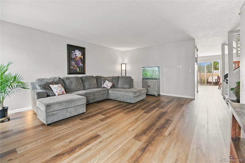 1050 S Monaco Street Pw #103, Denver, CO 80224
