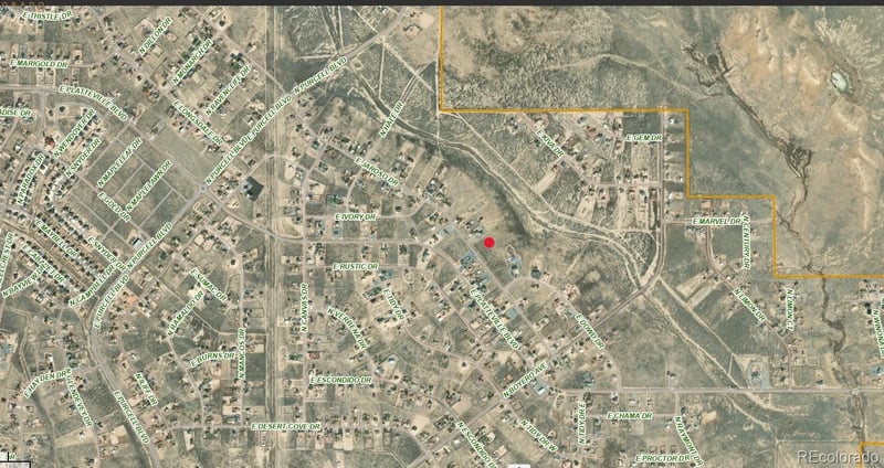 1271 E Jaroso Dr, Pueblo West, CO 81007