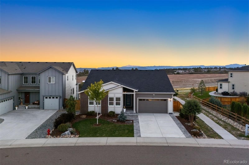 152 Rockingham Cir, Castle Pines, CO 80108