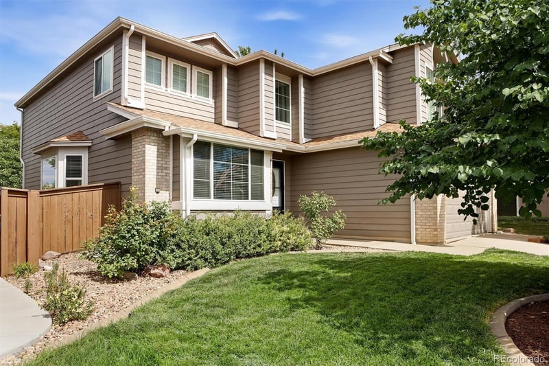 809 Redwood Ct, Highlands Ranch, CO 80126