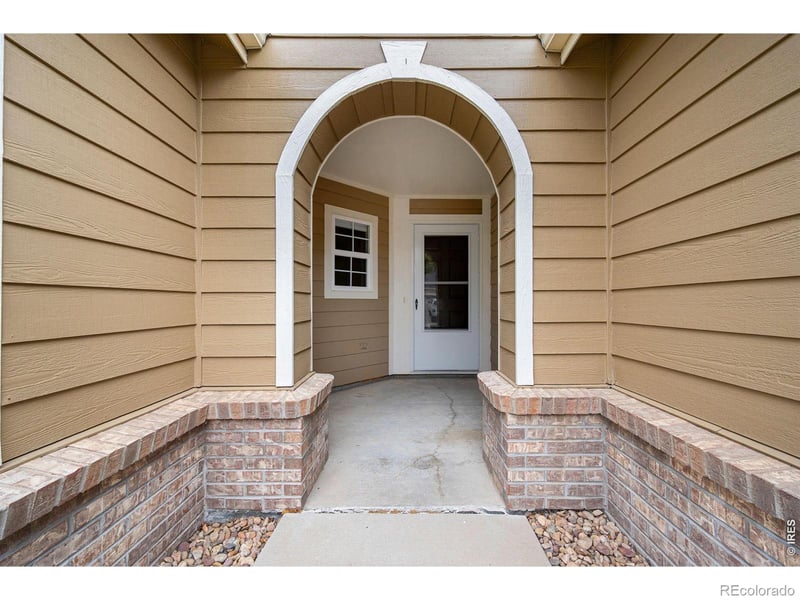 620 Elizabeth St Cir, Dacono, CO 80514