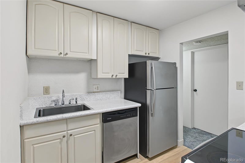 6800 E Tennessee Ave #333, Denver, CO 80224