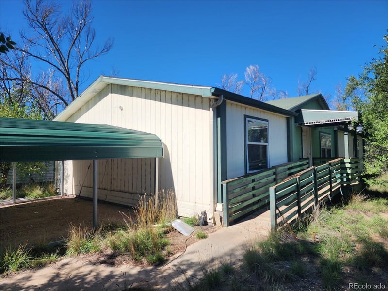 320 Autobee Rd, Avondale, CO 81022