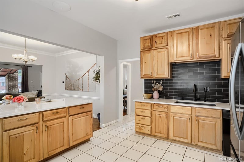1416 Stuart St, Denver, CO 80204